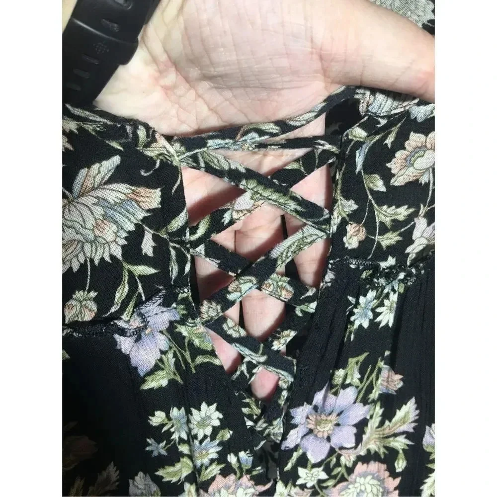 Womens American Eagle Blouse Floral Black Muted Casual Feminine Boho Bell Sleeve